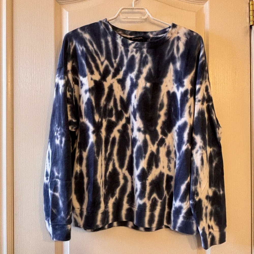 Banana Republic Navy & White Tie-Dye Soft Sweatshirt
